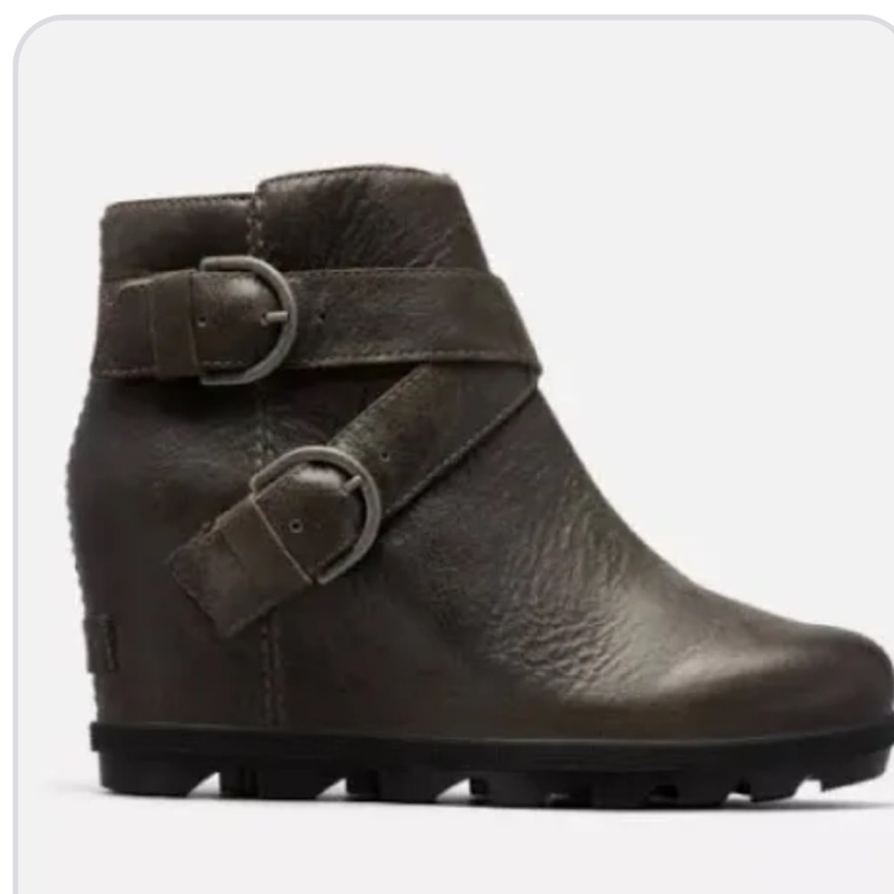Sorel Joan of Arctic Wedge II Buckle, women’s size 7